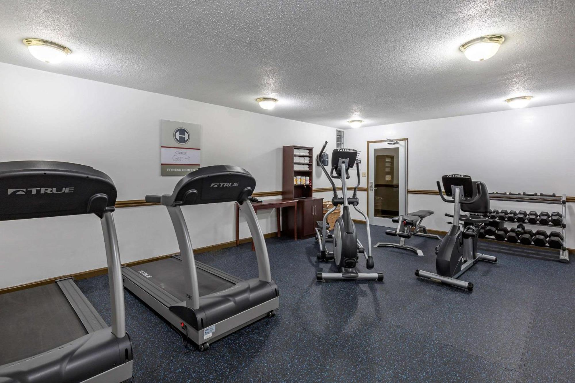 Clarion Inn Falls Church-Arlington Dış mekan fotoğraf