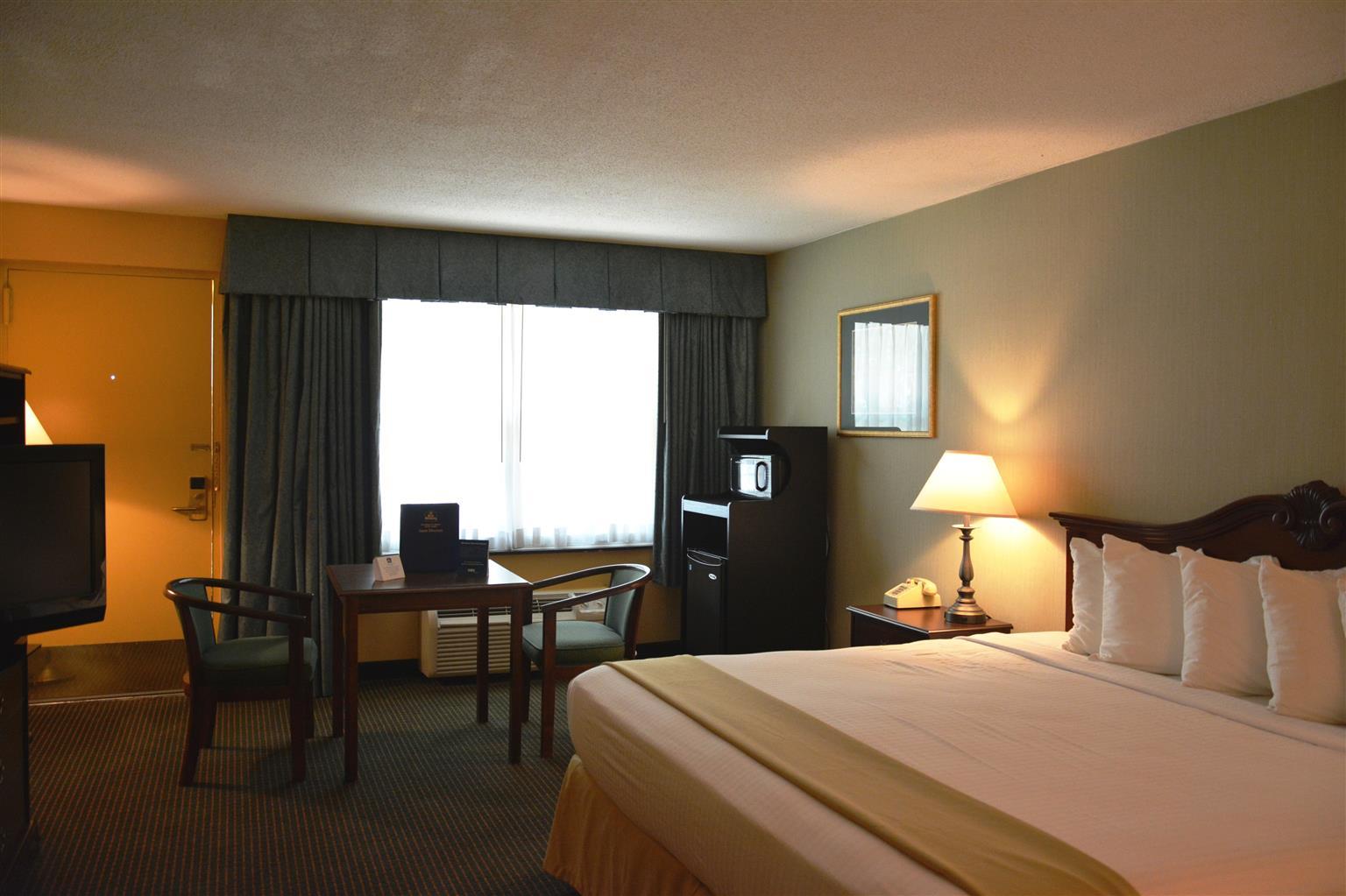 Clarion Inn Falls Church-Arlington Dış mekan fotoğraf