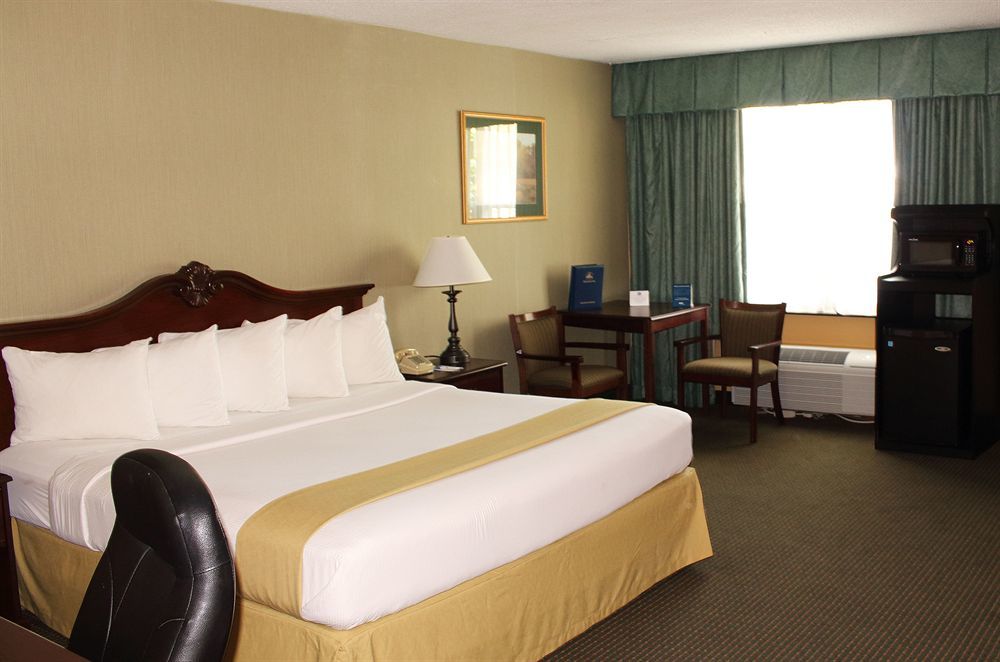 Clarion Inn Falls Church-Arlington Dış mekan fotoğraf