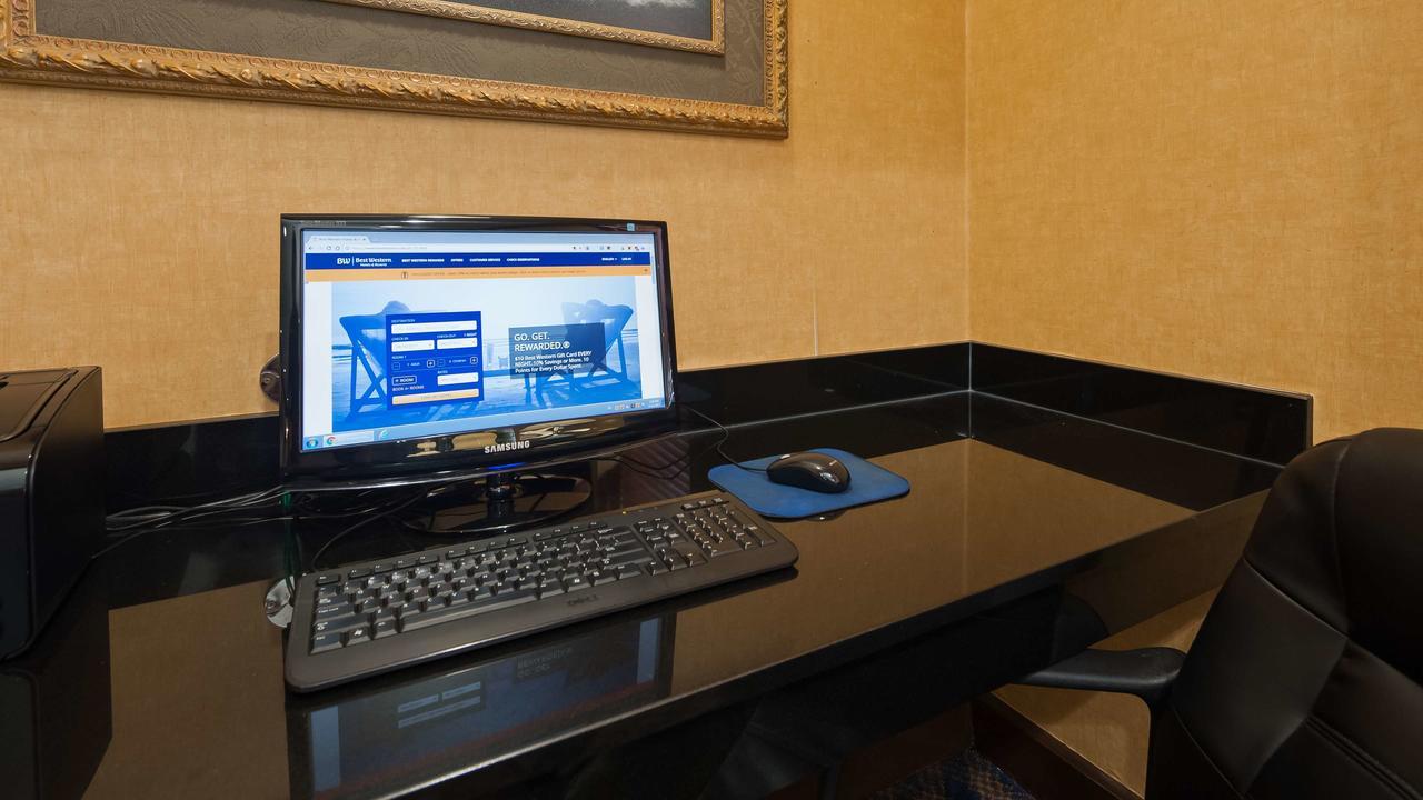 Clarion Inn Falls Church-Arlington Dış mekan fotoğraf