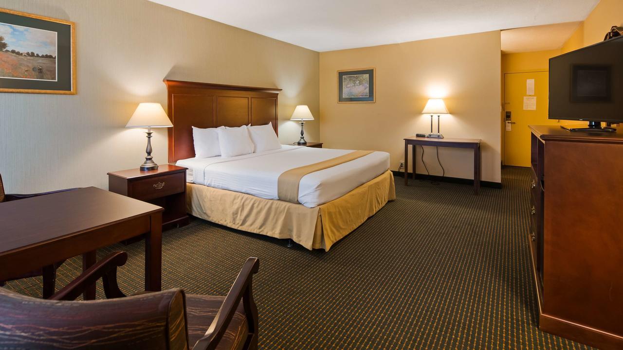 Clarion Inn Falls Church-Arlington Dış mekan fotoğraf